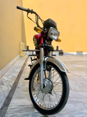 Honda CD 70 2023