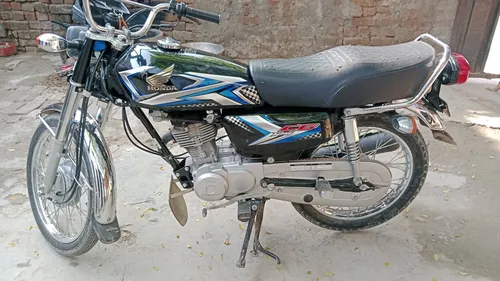 Honda CG 125 2025