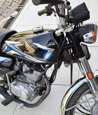 Honda CG 125 2025