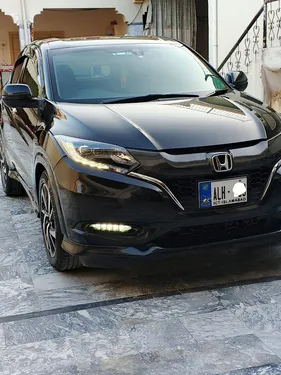 Honda Vezel Hybrid RS Honda Sensing  2016