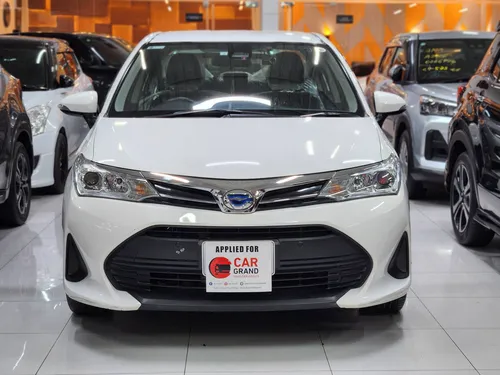 Toyota Corolla Axio Hybrid 1.5 2020