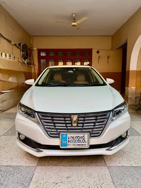 Toyota Premio F Prime Selection 1.5 2017
