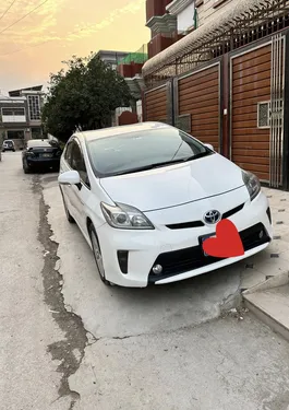 Toyota Prius S LED Edition 1.8 2014