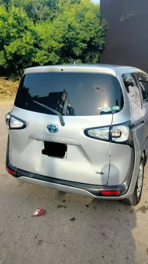 Toyota Sienta G 2015