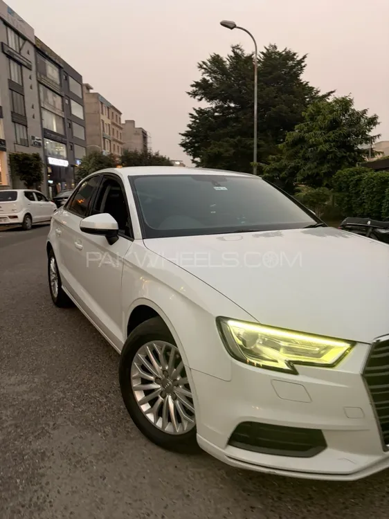 آوڈی اے 3 2018 for Sale in لاہور Image-1