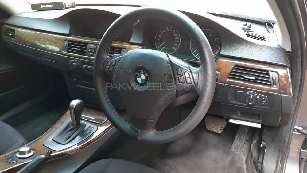 بی ایم ڈبلیو 3 سیریز 2006 for Sale in کراچی بی ایم ڈبلیو 3 سیریز 2006 for Sale in کراچی Image-8