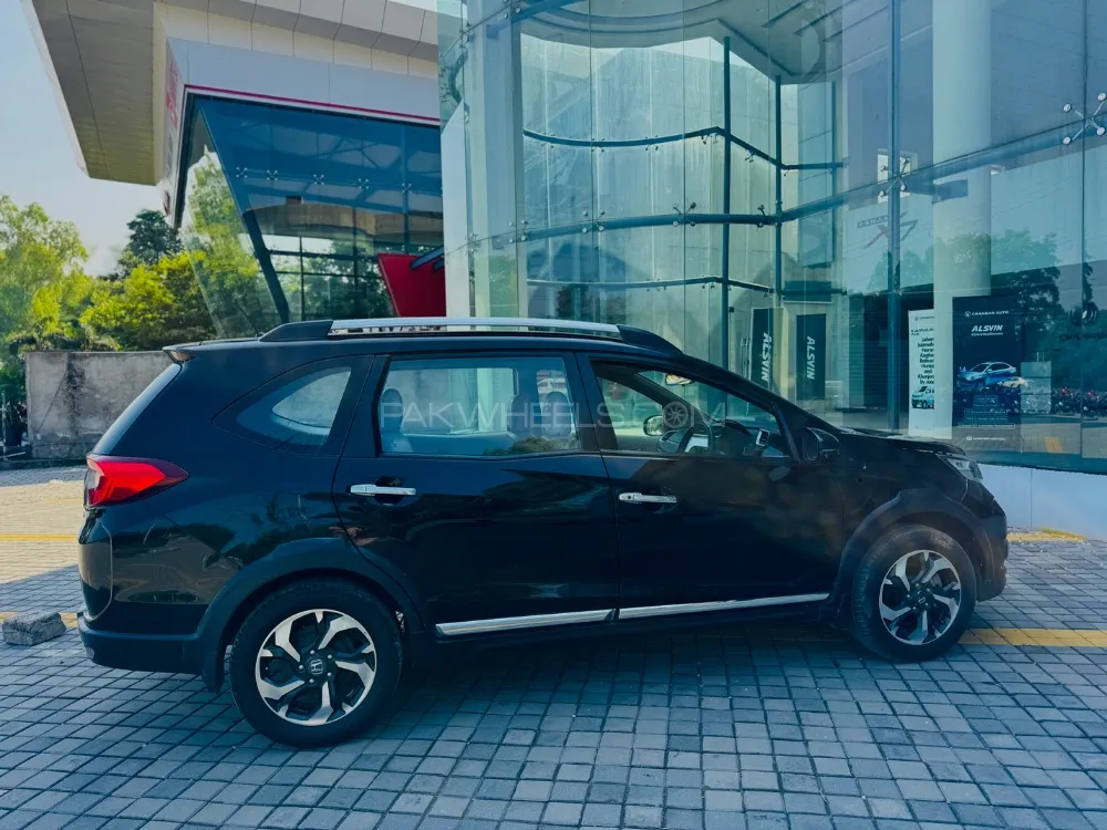 Honda BR-V 2017 for Sale in Jhelum Honda BR-V 2017 for Sale in Jhelum Image-2