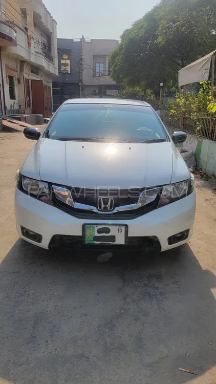 Honda City 2018 for Sale in Faisalabad Image-1