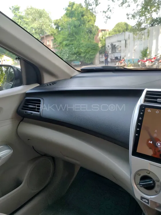 ہونڈا سٹی 2019 for Sale in لاہور ہونڈا سٹی 2019 for Sale in لاہور Image-12