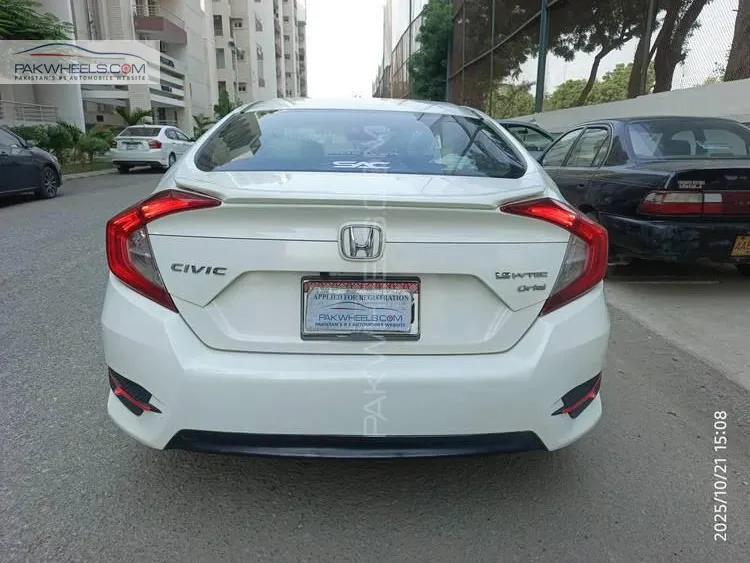 ہونڈا سوک 2016 for Sale in کراچی ہونڈا سوک 2016 for Sale in کراچی Image-6