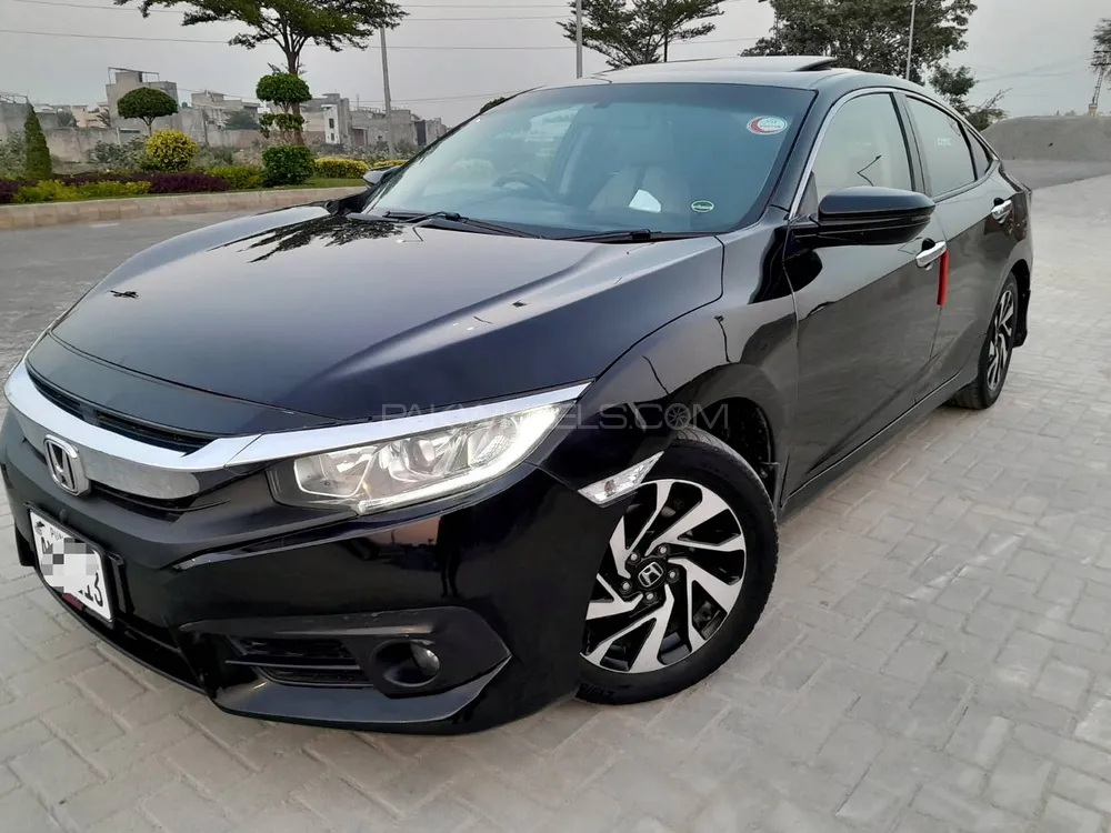 Honda Civic 2018 for Sale in Lahore Honda Civic 2018 for Sale in Lahore Image-4