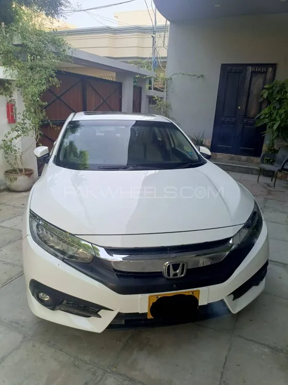 Honda Civic 2020 for Sale in Karachi Image-1