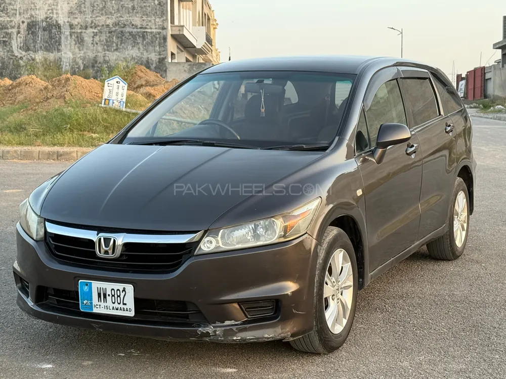 Honda Stream 2007 for Sale in Rawalpindi Honda Stream 2007 for Sale in Rawalpindi Image-2