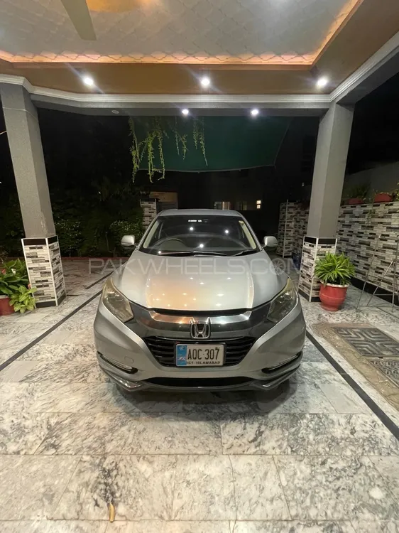 Honda Vezel 2014 for Sale in Islamabad Image-1