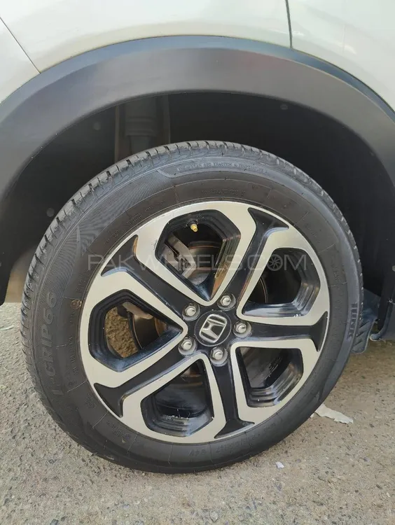 Honda Vezel 2015 for Sale in Islamabad Honda Vezel 2015 for Sale in Islamabad Image-2