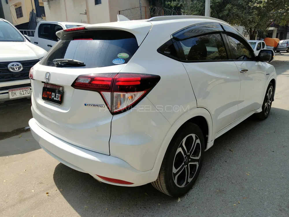 Honda Vezel 2016 for Sale in Karachi Honda Vezel 2016 for Sale in Karachi Image-6