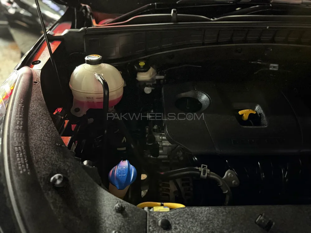 Hyundai Tucson 2022 for Sale in Lahore Hyundai Tucson 2022 for Sale in Lahore Image-9