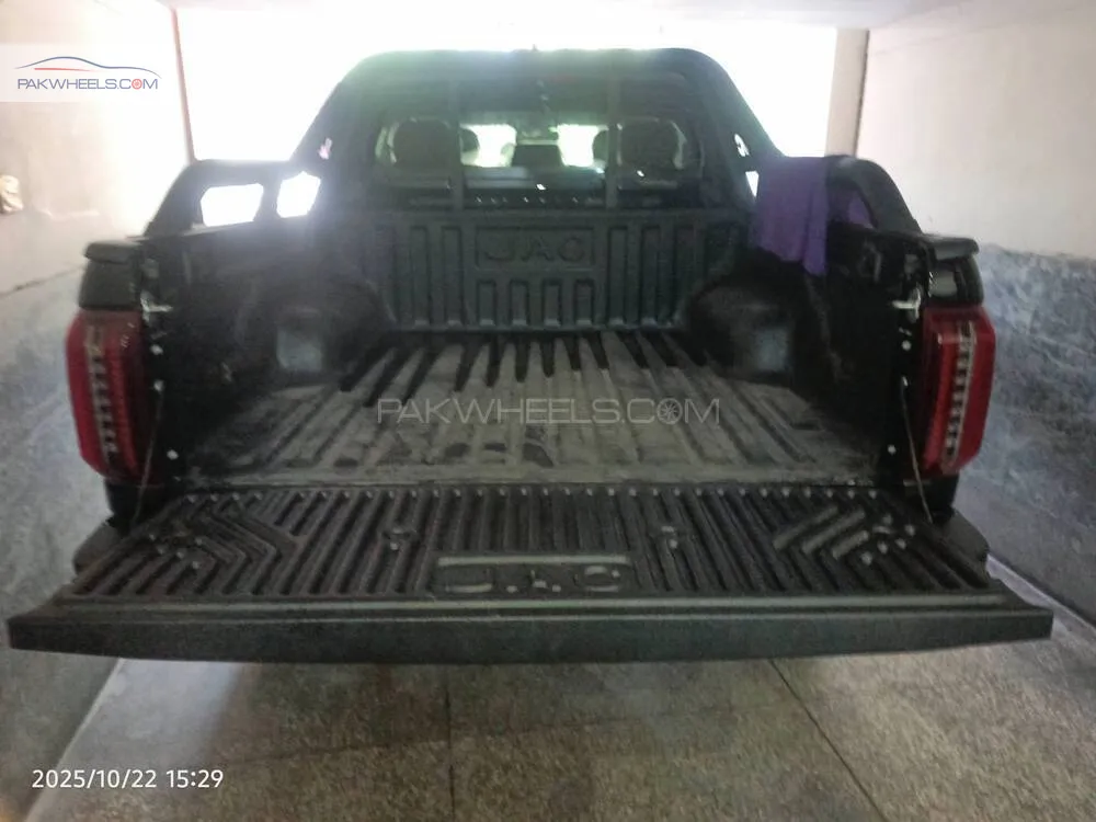 JAC T9 2025 for Sale in Lahore JAC T9 2025 for Sale in Lahore Image-7