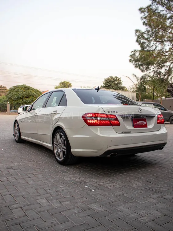مرسڈیز بینز ای کلاس 2010 for Sale in اسلام آباد مرسڈیز بینز ای کلاس 2010 for Sale in اسلام آباد Image-4