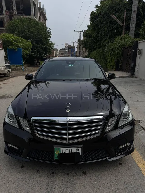 Mercedes Benz E Class 2011 for Sale in Lahore Mercedes Benz E Class 2011 for Sale in Lahore Image-1