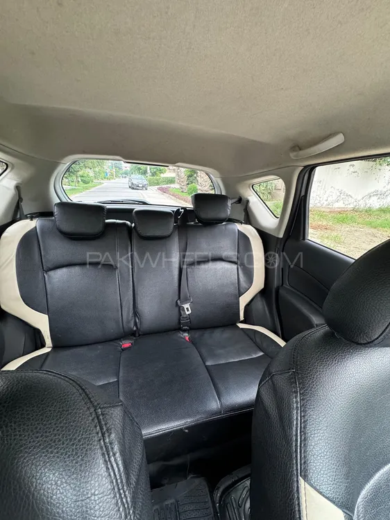Nissan Note 2018 for Sale in Lahore Nissan Note 2018 for Sale in Lahore Image-5