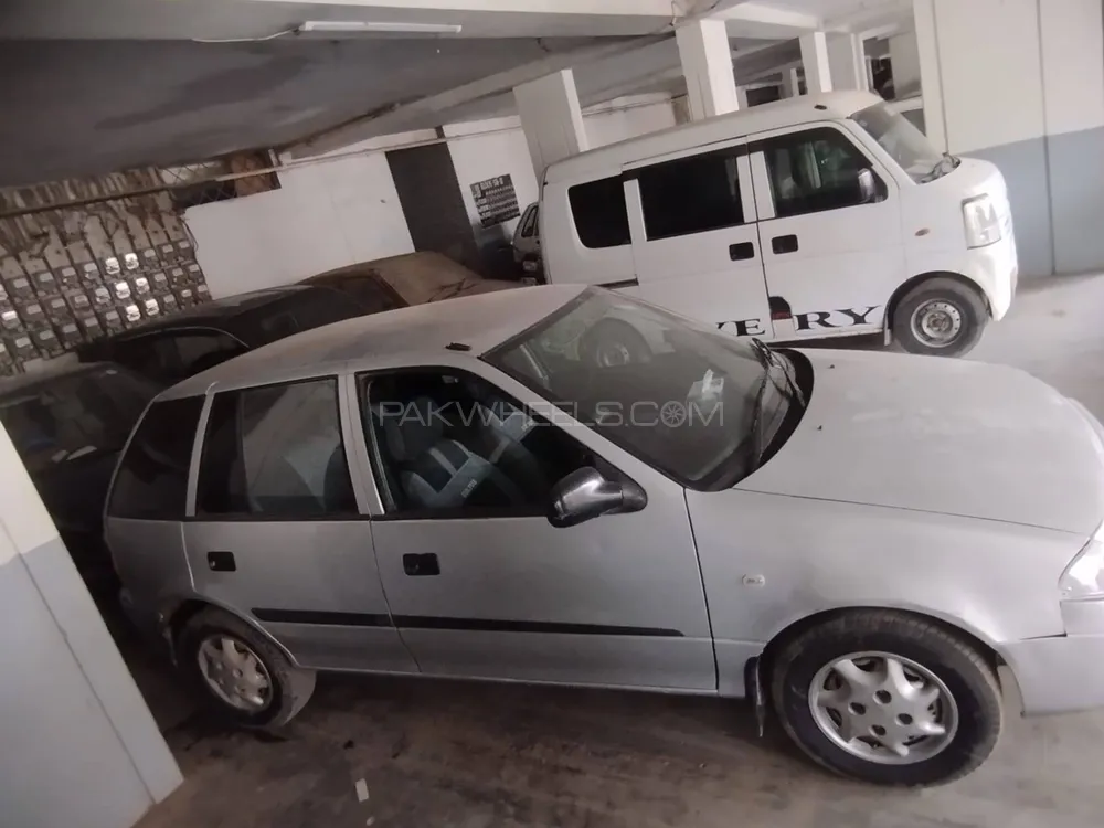 Suzuki Cultus 2010 for Sale in Karachi Suzuki Cultus 2010 for Sale in Karachi Image-3