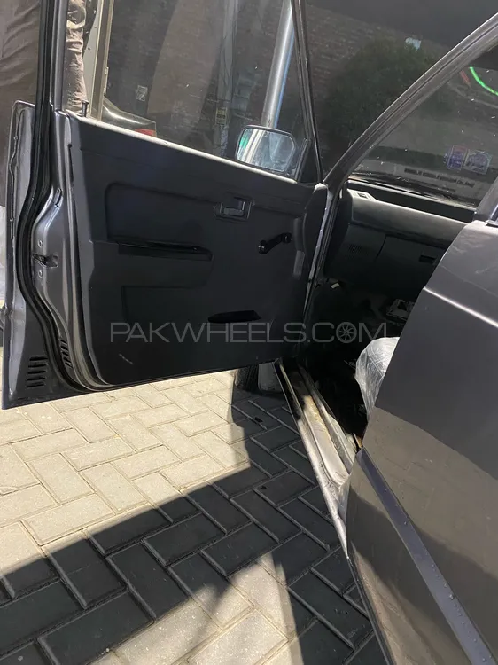 Suzuki Mehran 2016 for Sale in Lahore Suzuki Mehran 2016 for Sale in Lahore Image-13