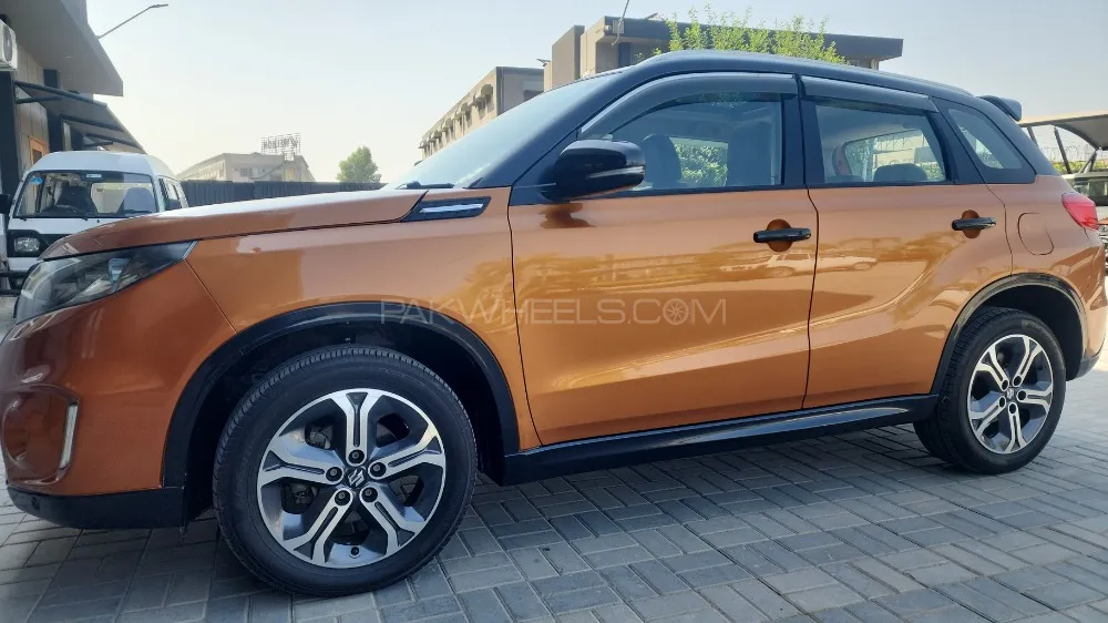 Suzuki Vitara 2017 for Sale in Sialkot Suzuki Vitara 2017 for Sale in Sialkot Image-9