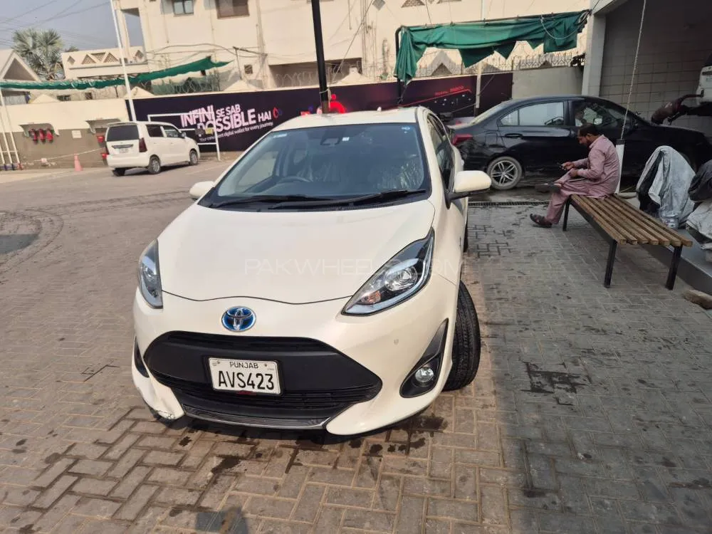 Toyota Aqua 2020 for Sale in Multan Image-1