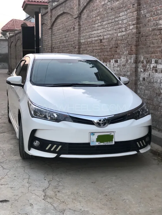 Toyota Corolla 2018 for Sale in Mardan Image-1