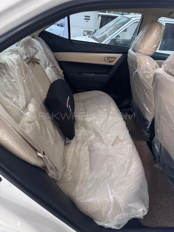 Toyota Corolla 2018 for Sale in Peshawar Image-1