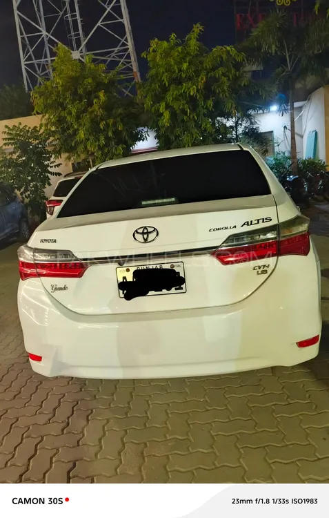 Toyota Corolla 2019 for Sale in Faisalabad Image-1