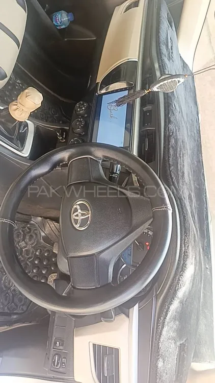 Toyota Corolla 2015 for Sale in Layyah Image-1