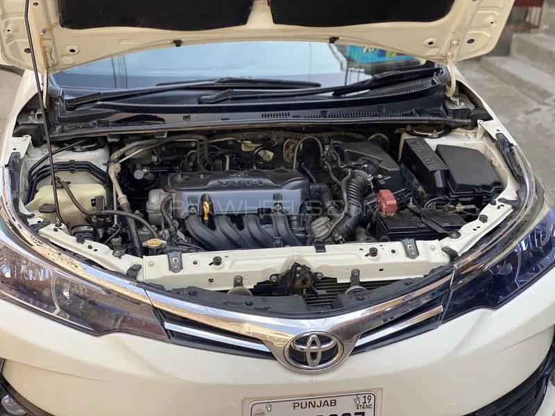Toyota Corolla 2018 for Sale in Lahore Toyota Corolla 2018 for Sale in Lahore Image-12