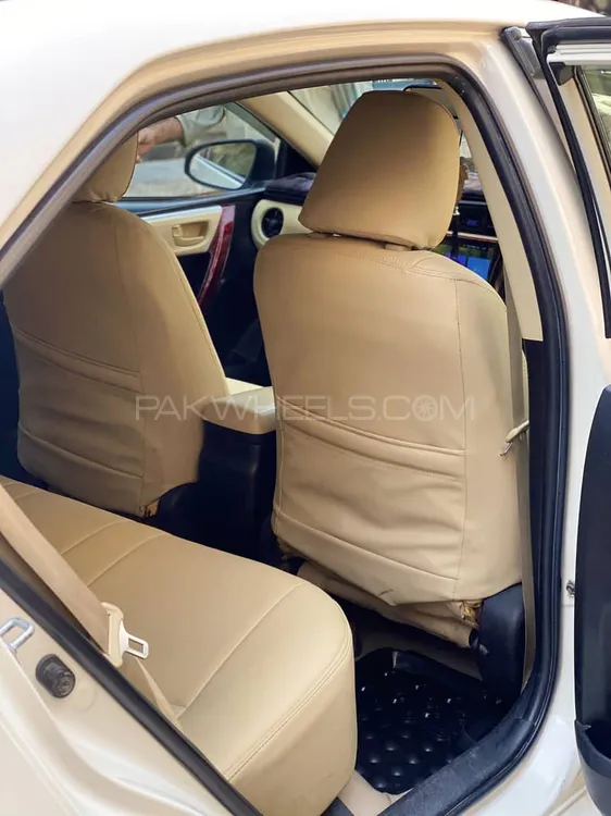 Toyota Corolla 2018 for Sale in Lahore Toyota Corolla 2018 for Sale in Lahore Image-3