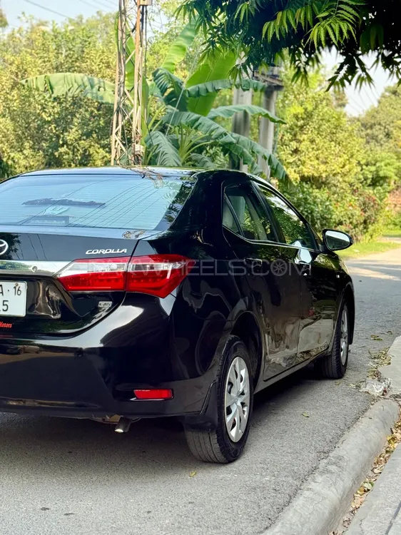 Toyota Corolla 2016 for Sale in Lahore Toyota Corolla 2016 for Sale in Lahore Image-10