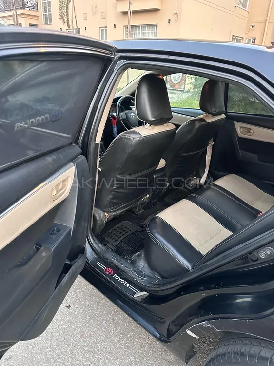 Toyota Corolla 2016 for Sale in Lahore Toyota Corolla 2016 for Sale in Lahore Image-4