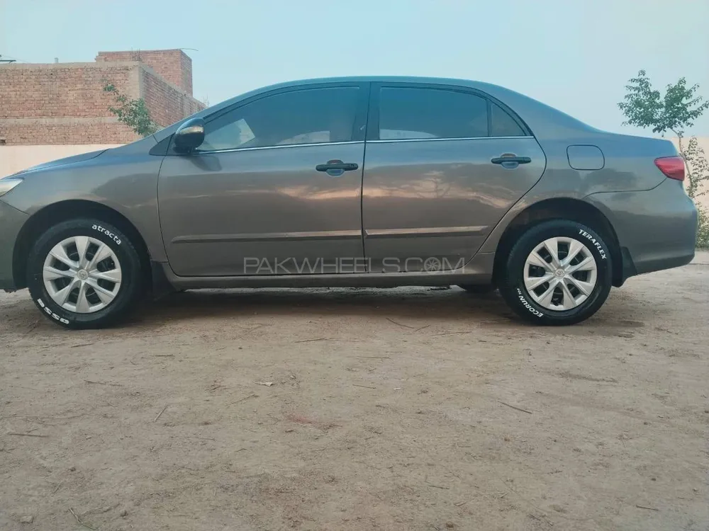 Toyota Corolla 2013 for Sale in Peshawar Toyota Corolla 2013 for Sale in Peshawar Image-5
