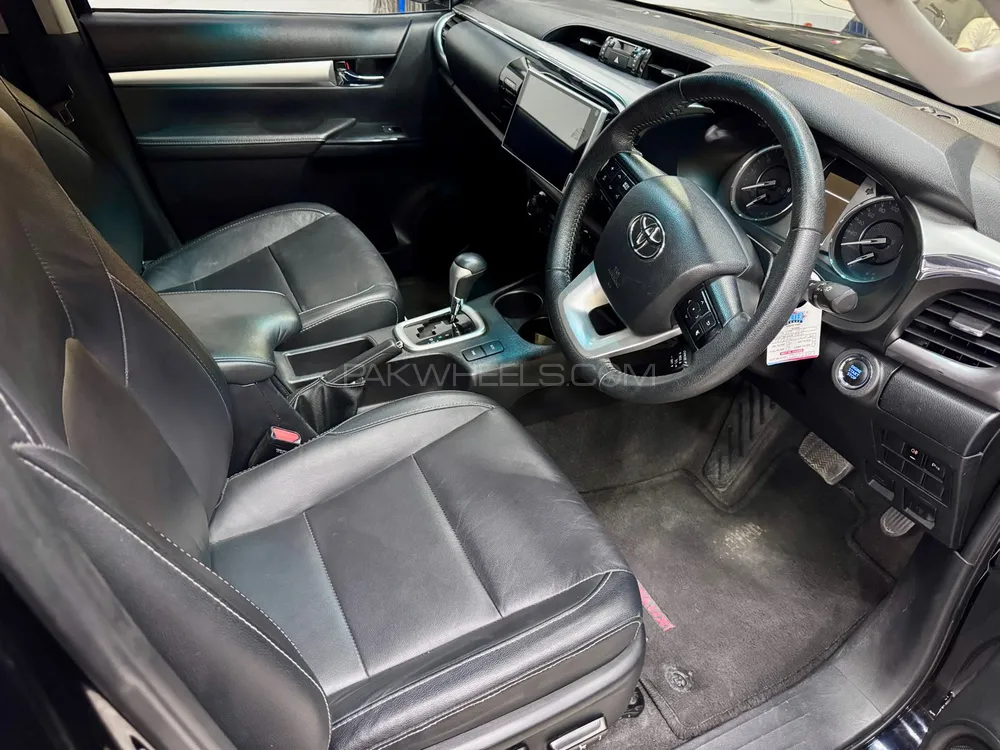 Toyota Hilux 2022 for Sale in Karachi Toyota Hilux 2022 for Sale in Karachi Image-4