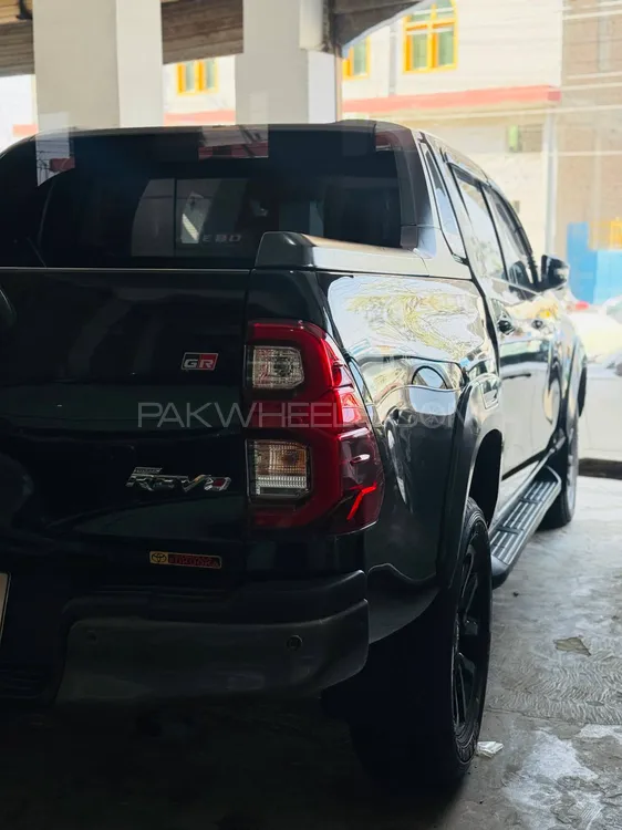 Toyota Hilux 2022 for Sale in Swat Toyota Hilux 2022 for Sale in Swat Image-2