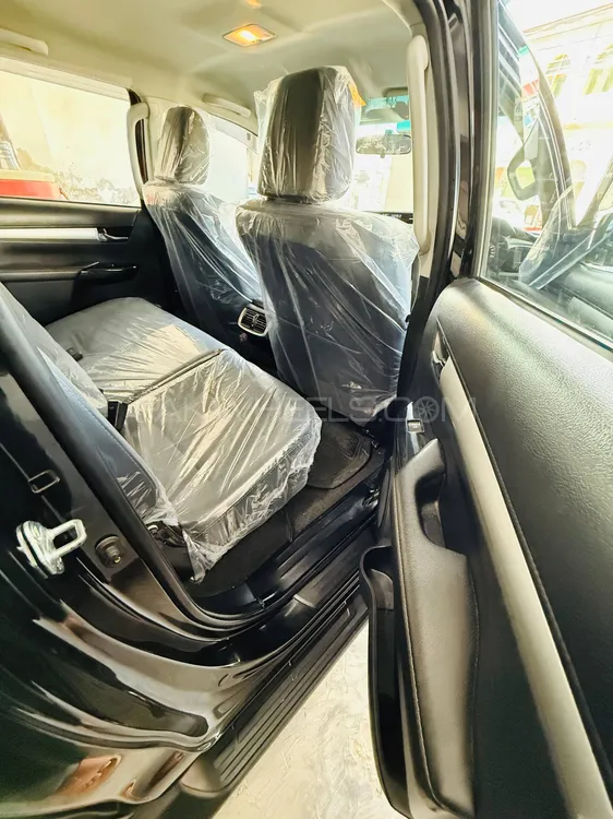 Toyota Hilux 2022 for Sale in Swat Toyota Hilux 2022 for Sale in Swat Image-13