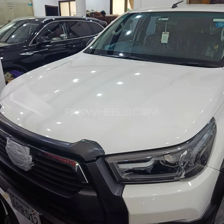 Toyota Hilux 2022 for Sale in Lahore Toyota Hilux 2022 for Sale in Lahore Image-2