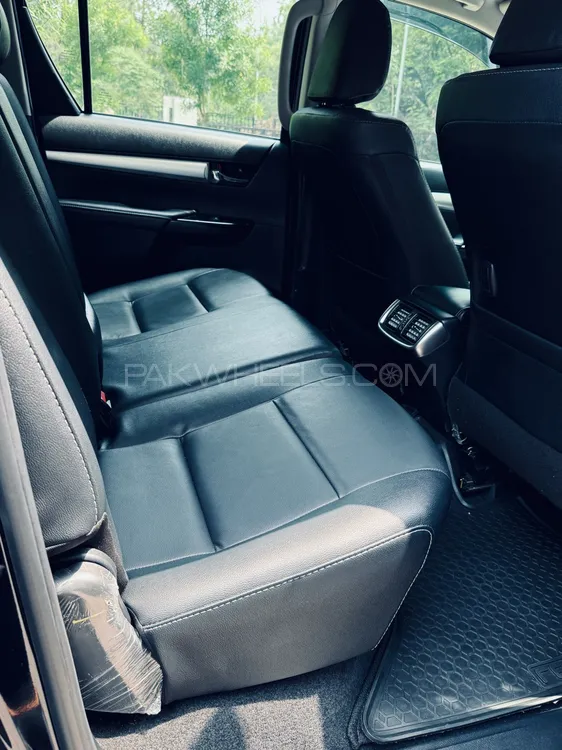 ٹویوٹا ہائیلکس 2023 for Sale in اسلام آباد ٹویوٹا ہائیلکس 2023 for Sale in اسلام آباد Image-6