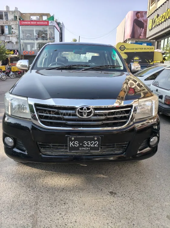 Toyota Hilux 2013 for Sale in Islamabad Toyota Hilux 2013 for Sale in Islamabad Image-9