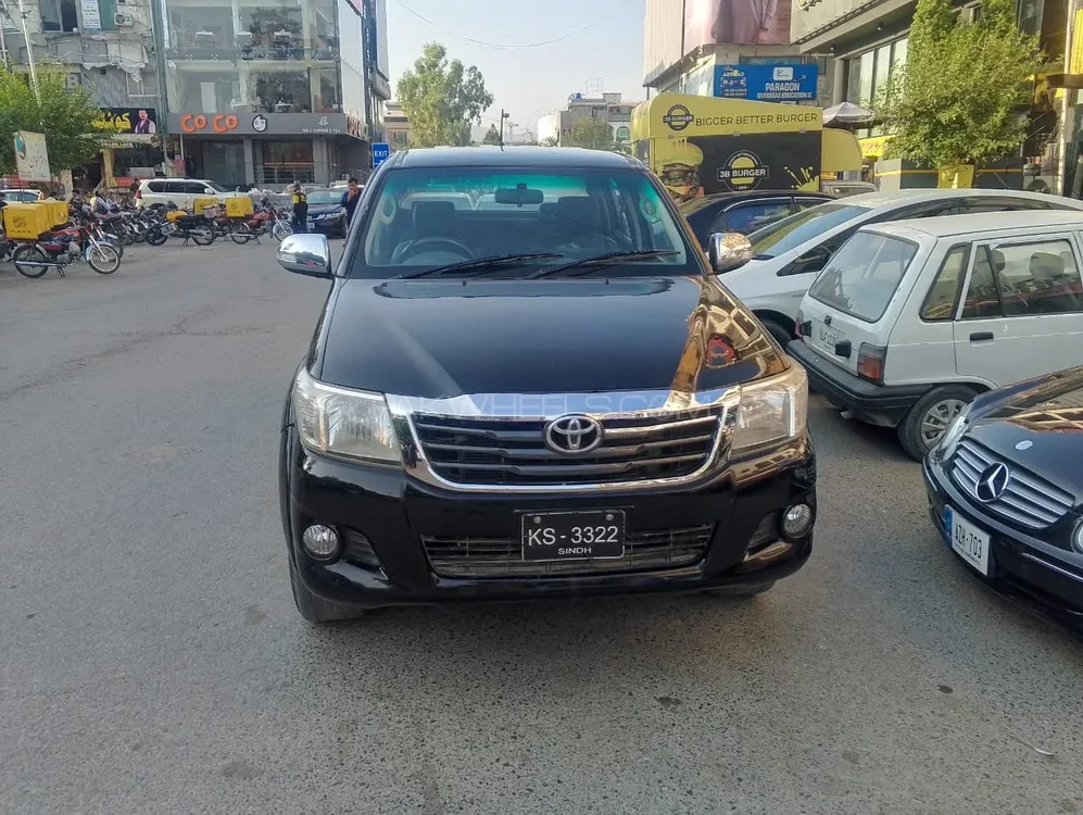 Toyota Hilux 2013 for Sale in Islamabad Toyota Hilux 2013 for Sale in Islamabad Image-12