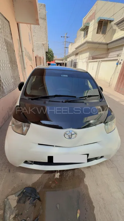 Toyota iQ 2012 for Sale in Multan Image-1