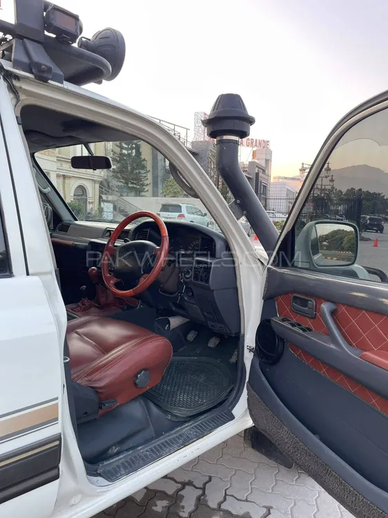 ٹویوٹا لینڈ کروزر 1997 for Sale in اسلام آباد ٹویوٹا لینڈ کروزر 1997 for Sale in اسلام آباد Image-9