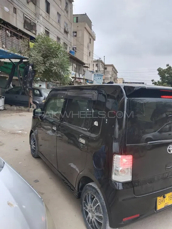 Toyota Pixis Epoch 2013 for Sale in Karachi Image-1