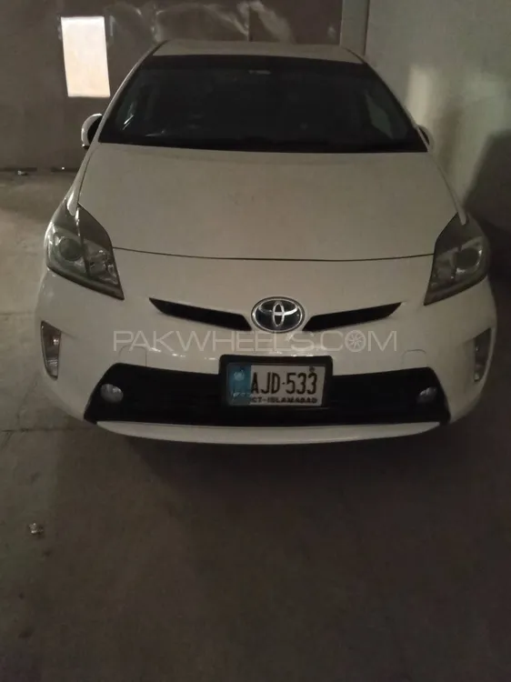 Toyota Prius 2014 for Sale in Peshawar Image-1