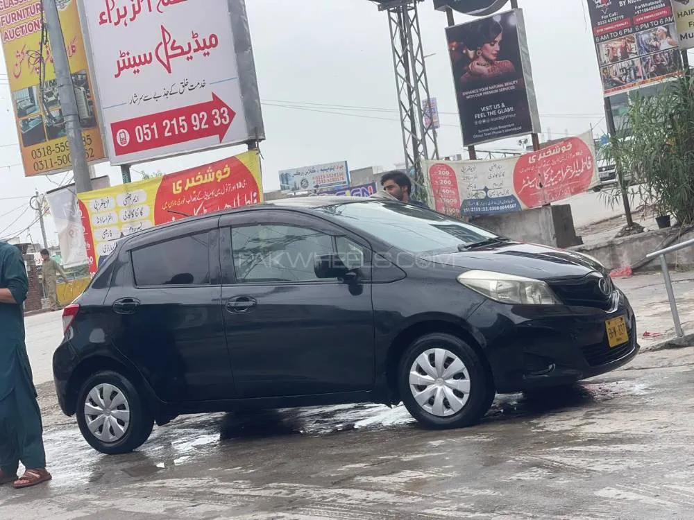 Toyota Vitz 2013 for Sale in Rawalpindi Image-1